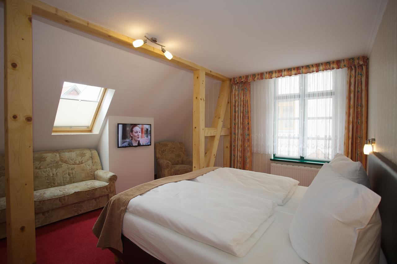 Hotel Doberaner Hof バート・ドーベラン エクステリア 写真